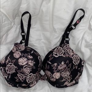 Brand new Victoria secret bra